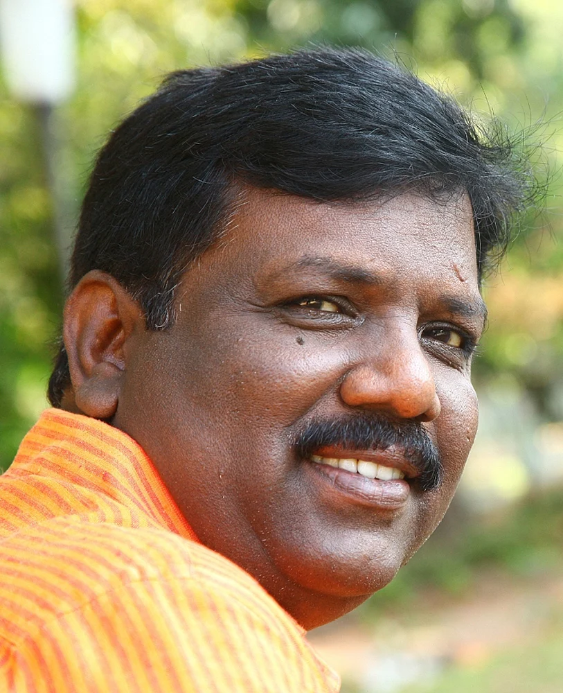 - முனைவர் ரவிக்குமார் எம்.பி