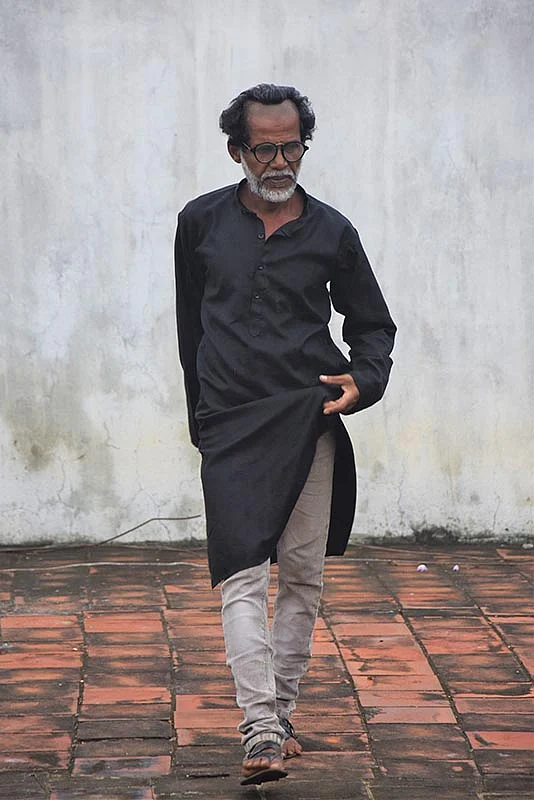 ரஜினி ஹேர்ஸ்டைல் மெயின்டெயின் பண்ண 50 ரூபாய்!