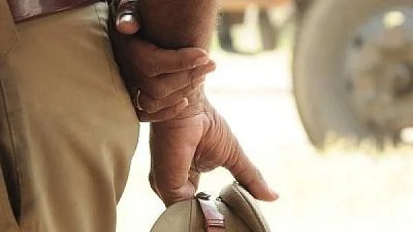 காவல்துறை