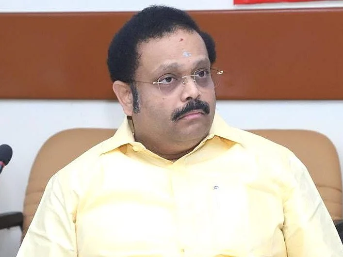 ``காய்க்கும் மரமே கல்லடிபடும்’’ - ஹேக் செய்யப்பட்ட ட்விட்டர் கணக்கும் கதிர் ஆனந்தின் நகர்வுகளும்!