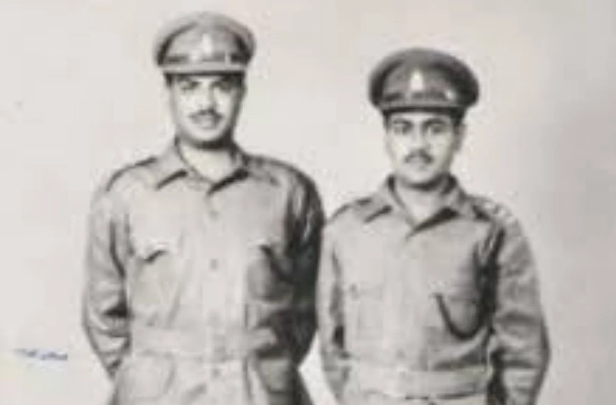 கேப்டன் சேஷய்யா & கேப்டன் சந்திரசேகரன் - 1963