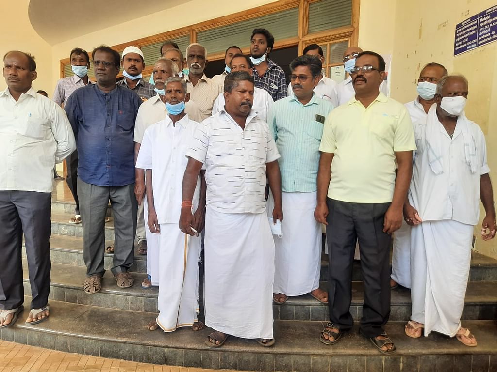 மைக்கேல்பட்டி கிராம மக்கள்