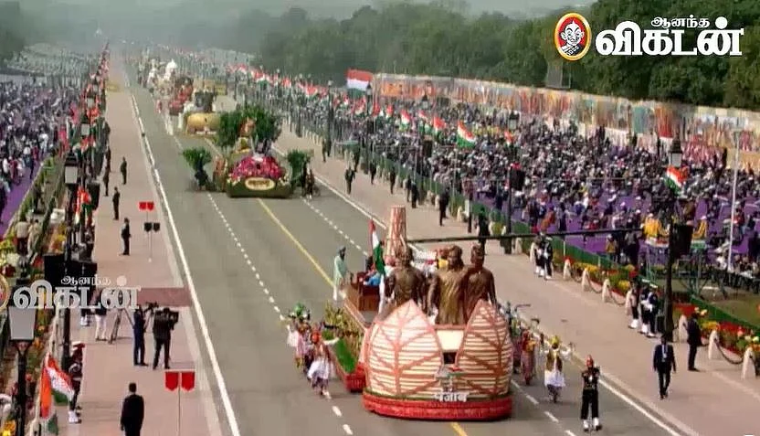 அலங்கார ஊர்திகளின் அணிவகுப்பு