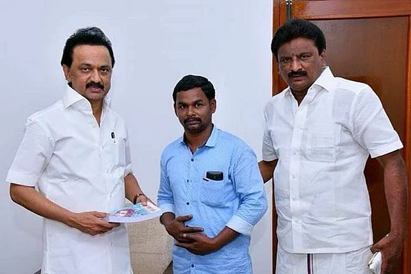 திமுக தலைவர் மற்றும் மாவட்டச் செயலாளருடன் பொன்னுதாஸ்