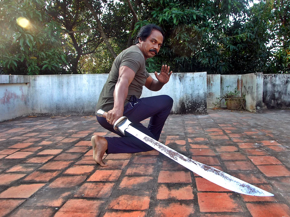 தமிழக அமைச்சர் மனோ தங்கராஜ் ஃபிட்னஸ் பயிற்சி சிறப்பு புகைப்படங்கள்!