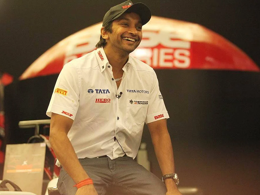 நரேன் கார்த்திகேயன் - காரோடு பறந்த கோவைத் தமிழன்! | Happy Birthday Narain Karthikeyan