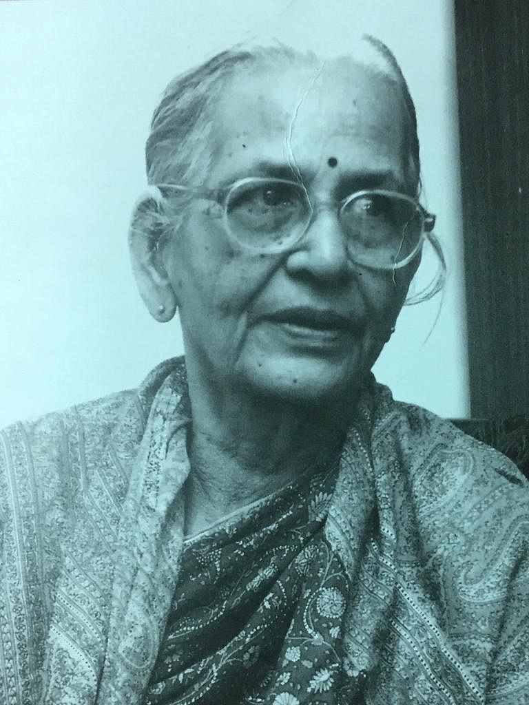 எழுத்தாளர் ராஜம் கிருஷ்ணன்