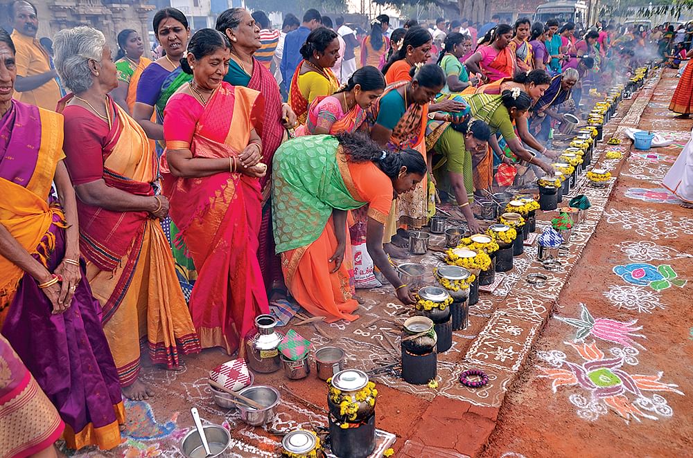  நாட்டரசன்கோட்டை பொங்கல் விழா படையல்