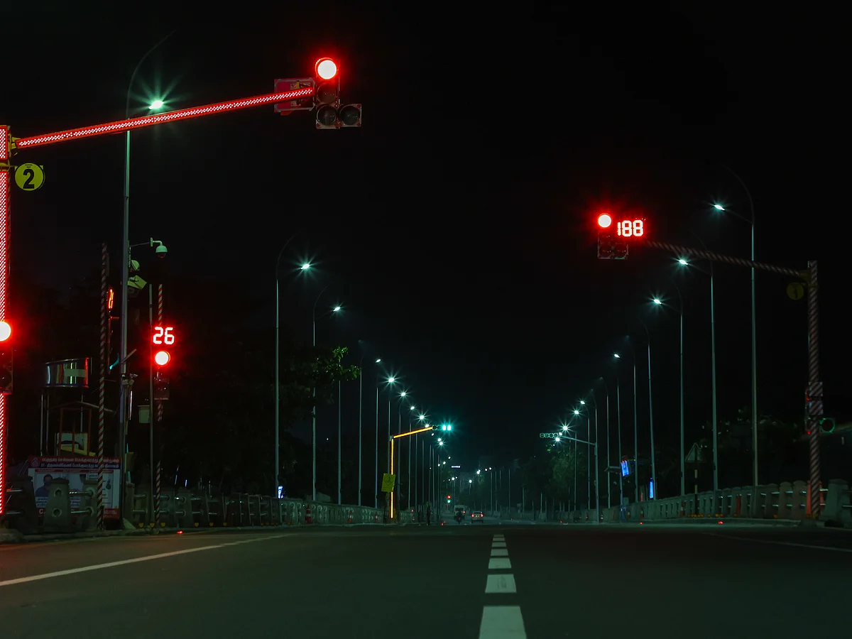 தமிழகத்தில் 2022 -ம் ஆண்டில் அமல்படுத்தப்பட்ட இரவு நேர ஊரடங்கின் சென்னைப் படங்கள்!