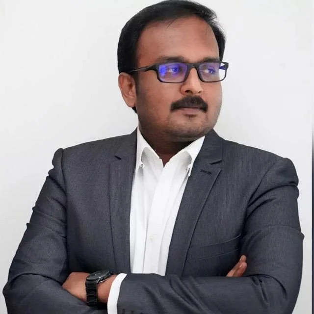 வழக்கறிஞர் கார்த்திக்கேயன்