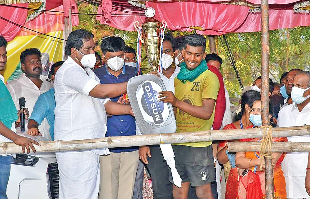 கார்த்திக்