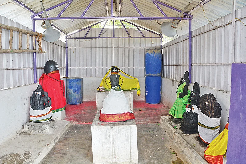 மாதர்கள் போற்றும் மகேசன்!