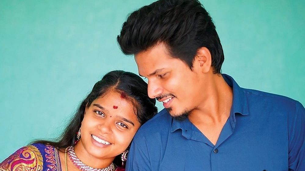 சதீஷ்குமார் - சண்முகபிரியா
