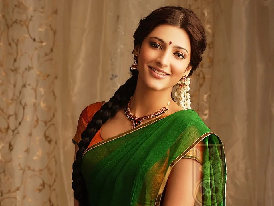 போல்ட்,இண்டிபென்டன்ட் ஆர்டிஸ்ட்; ரசிகர்களின் கண்ணம்மா - ஸ்ருதி ஹாசன் ஸ்பெஷல் ஆல்பம் #HBDShrutiHaasan