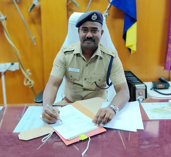 ஈரோடு எஸ்.பி சசிமோகன்