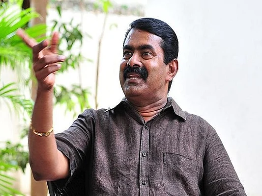 ``உதயநிதி அமைச்சரானால், தமிழ்நாட்டை சிங்கப்பூராக மாற்றிடுவார்!" - கலாய்த்த சீமான்