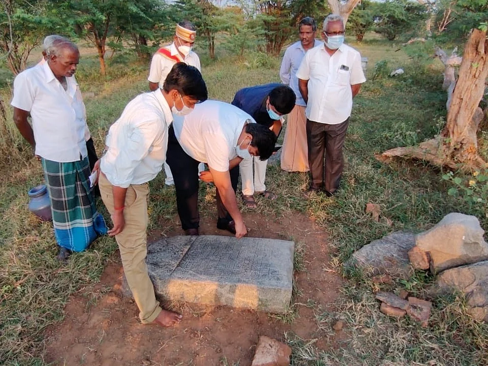 கி.பி 9-ம் நூற்றாண்டு கல்வெட்டில் கரூர் பற்றிய முக்கிய குறிப்புகள்... ஆச்சர்யப்பட்ட மாவட்ட ஆட்சியர்!