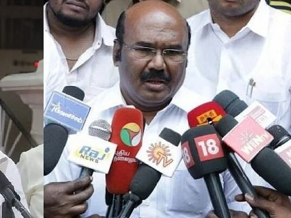 ``தேர்தலில் அதிமுக வெற்றியைத் தடுக்கவே திமுக அரசு ரெய்டு நடத்துகிறது" - ஜெயக்குமார் தாக்கு!
