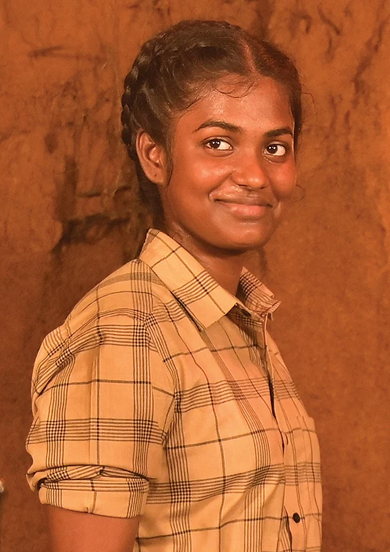 “பதுங்குகுழி மருத்துவமனையே கதைக்களம்!”