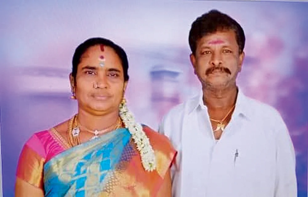 பிளாக் அண்ட் வொயிட் காலம் முதல் ஆண்ட்ராய்டு வரை... - லவ் டிராவல்!