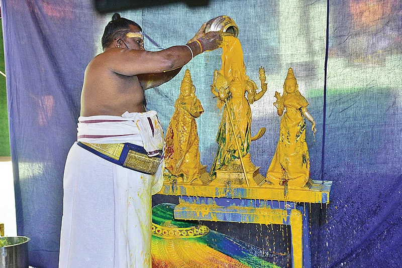 தோரண மலையில் திருக்கல்யாணம்!