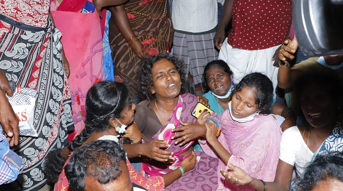 சிறுவனின் தாய்