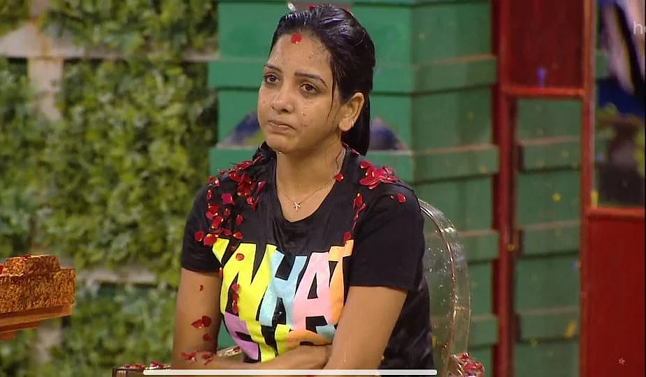பிக் பாஸ் 97: ``இதெல்லாம் ஒரு வெற்றியா?” ``கவுரவம்.. கவுரவம்ன்னு சொல்லி” – நொந்து போன பாவனி!