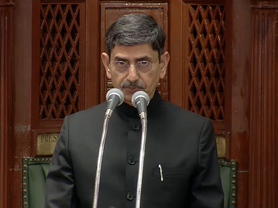ஆன்லைன் சூதாட்ட நிறுவன நிர்வாகிகளைச் சந்தித்தாரா ஆளுநர் ரவி?! - கசியும் தகவல்களும் உண்மையும்