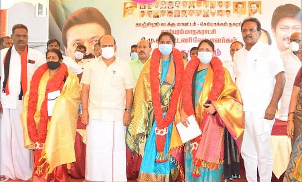 வேட்பாளர் அறிமுகக் கூட்டத்தில் எஸ்.ஆர்.ராஜா