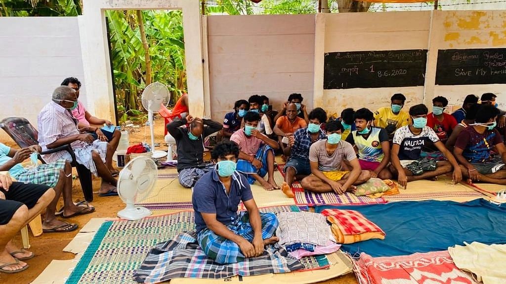 சிறப்பு அகதிகள் முகாம்வாசிகள்