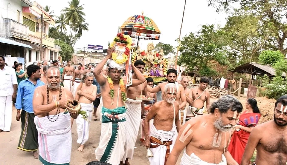 திருநாங்கூர் கருடசேவை