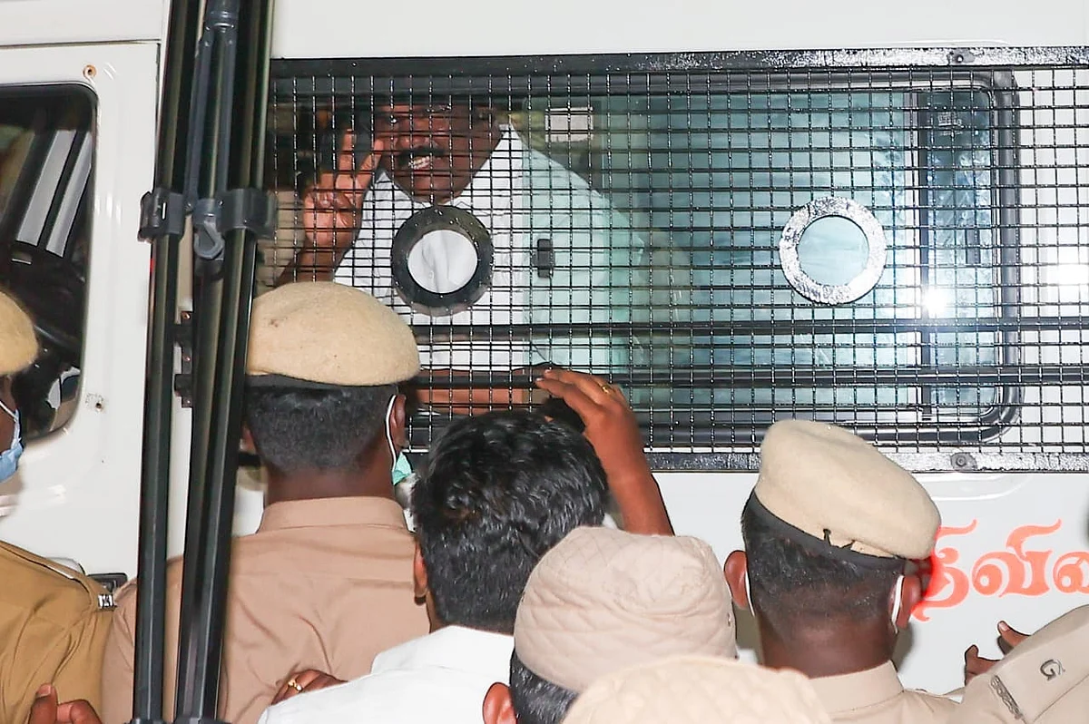 ஜெயக்குமார்