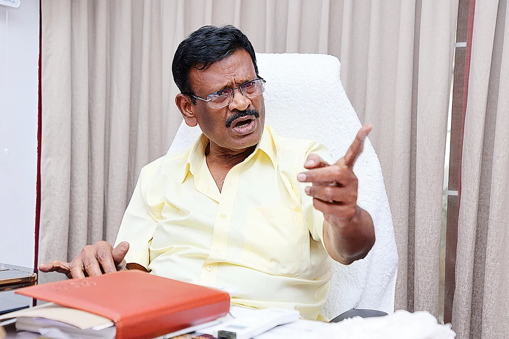 நாசர்