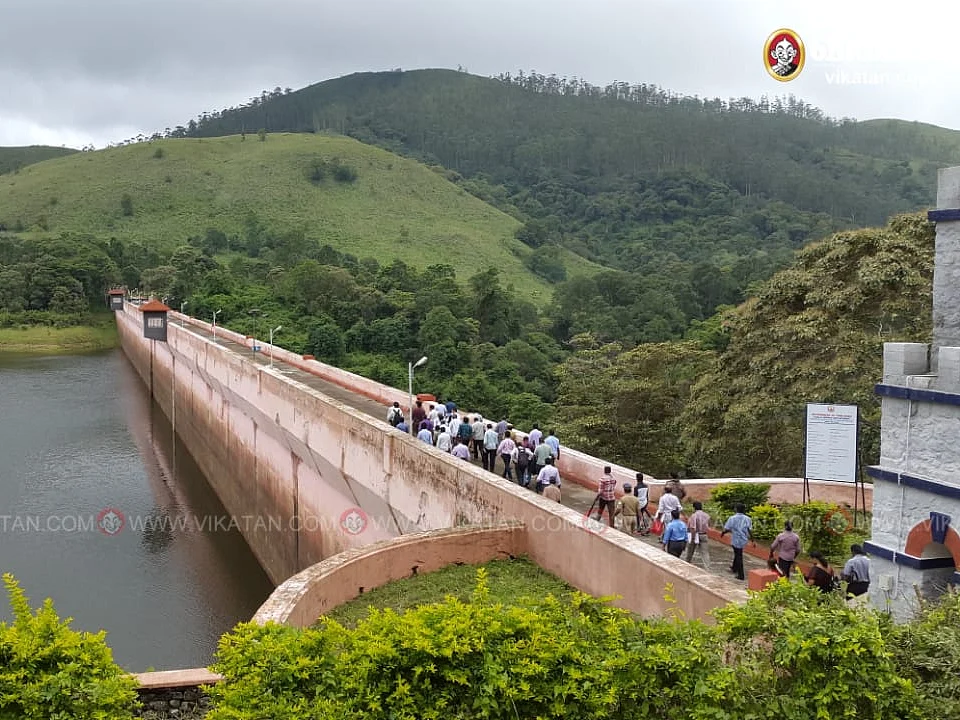 முல்லை பெரியாறு அணை கண்காணிப்புக்கு கேரள பொறியாளர் நியமனமா? எதிர்க்கும் தமிழக விவசாயிகள்!