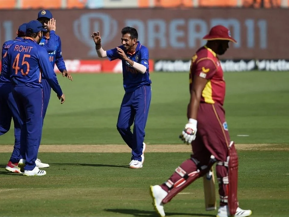 Ind vs WI : சுழலில் சுருண்ட மேற்கிந்திய தீவுகள், 1000-வது போட்டியை எளிதாக வென்ற இந்தியா!
