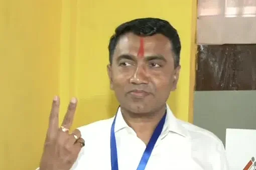வாக்களித்த பிறகு முதல்வர் பிரமோத் சாவந்த்