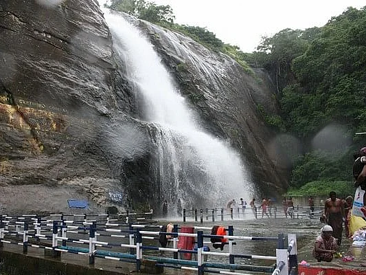 குற்றாலம் அருவி