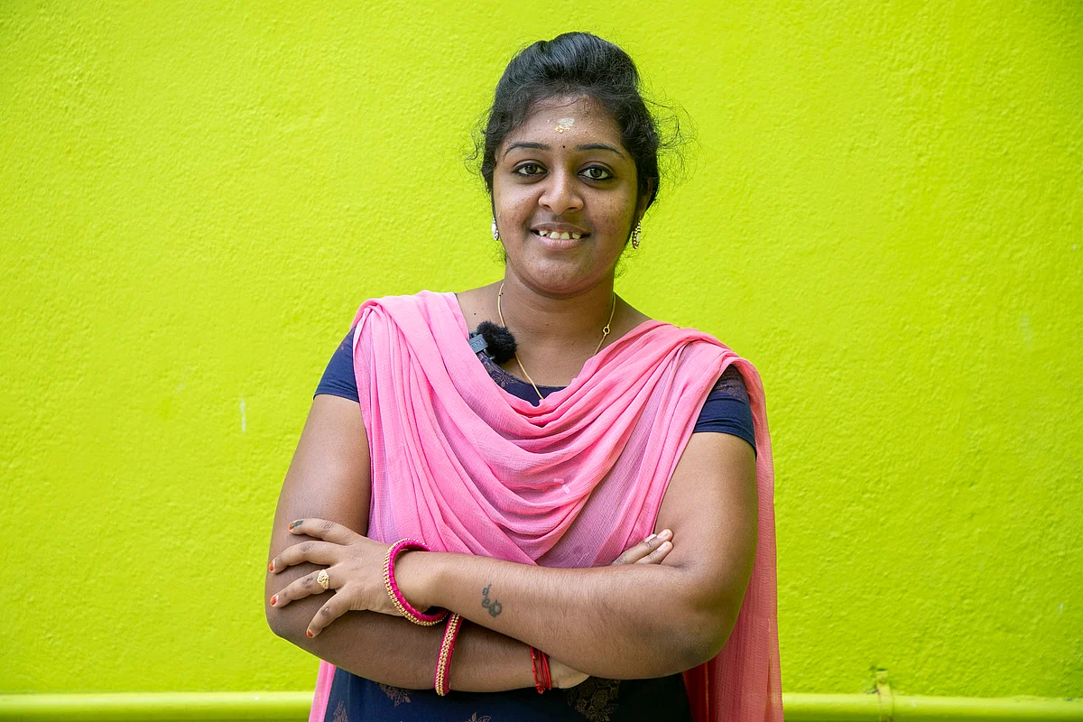 சினேகா