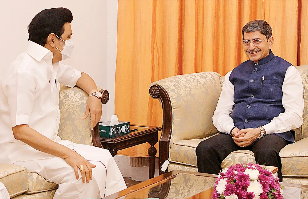 நீட் விலக்கு மசோதா ரத்து... ஆளுநரின் பதவியை ரத்து செய்ய கோருவதே நியாயம்!
