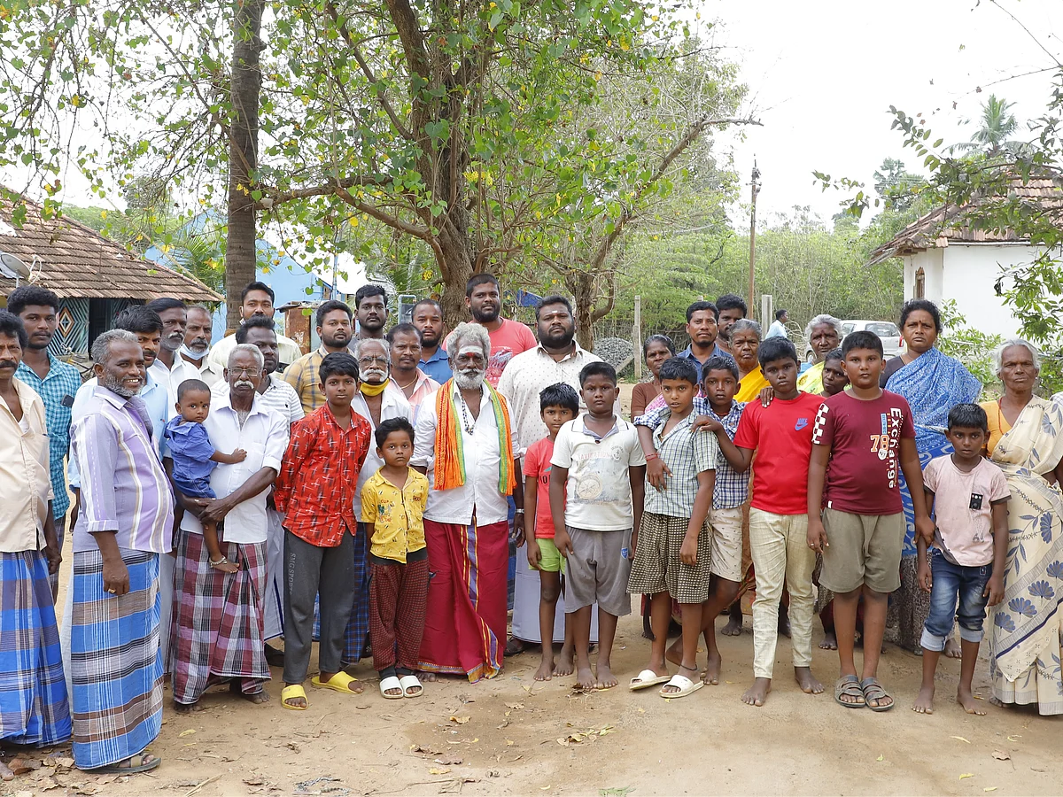 “ஜூ.வி-க்கு நன்றி!” - முடிவுக்கு வந்த 30 வருடப் போராட்டம்... நெகிழும் ஒட்டங்காடு மக்கள்!