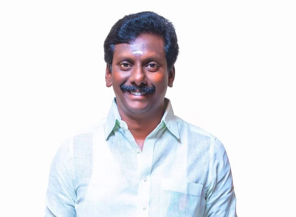 அ.தி.மு.க மாநகர மாவட்டச் செயலாளர் எஸ்.ஆர்.கே.அப்பு