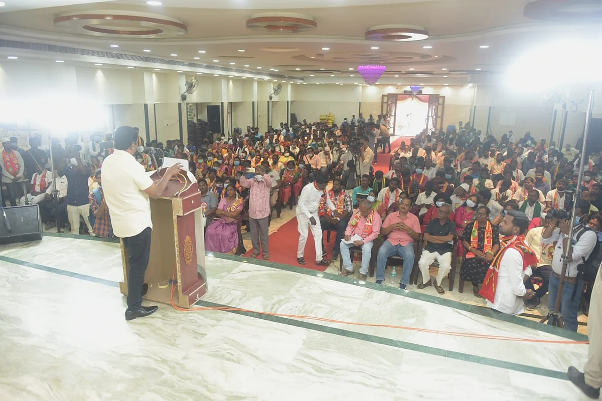 சீமான்