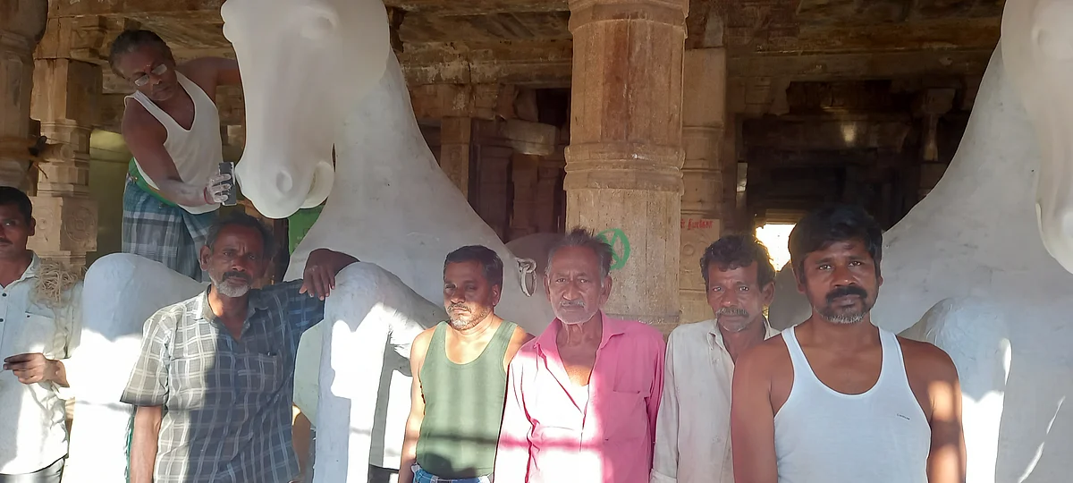 ஆழித்தேர் பணியாளர்கள்
