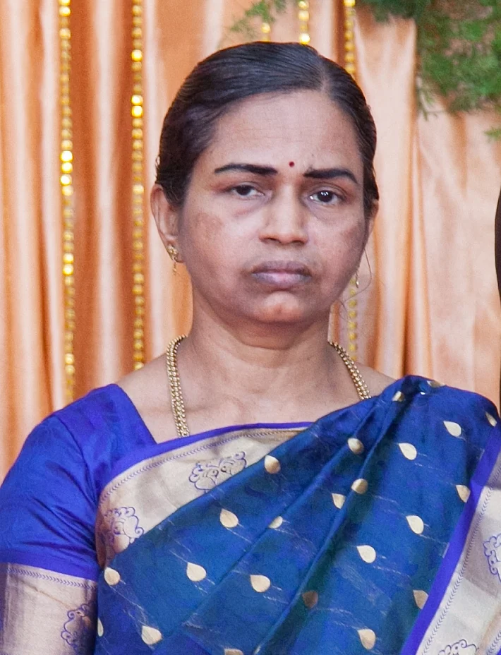 சாரதிகுமார் தாய் உமா சிவாஜி கணேசன்