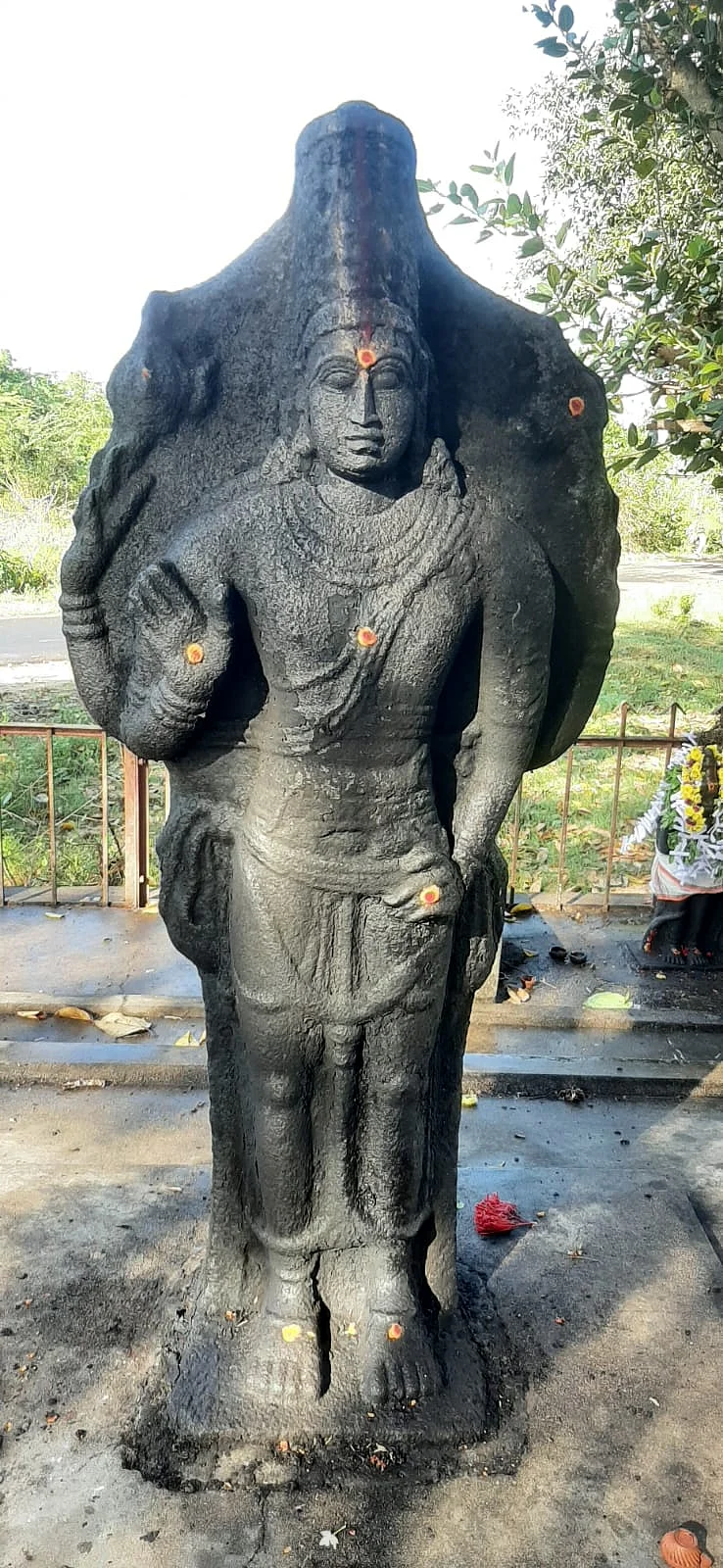 விஷ்ணு சிற்பம்