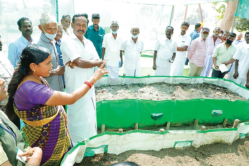 விவசாயிகளுக்குப் பயிற்சி