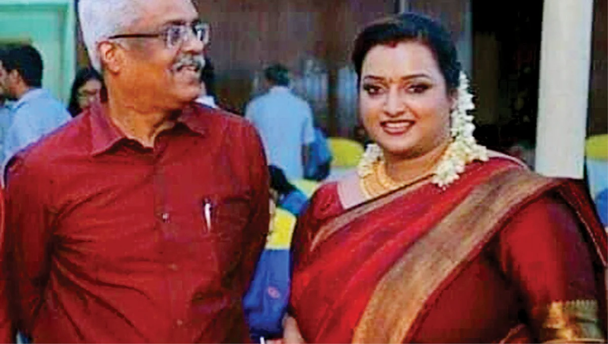 தங்கக் கடத்தல் வழக்கில் பலியாடு யார்? - வலுக்கும் ஸ்வப்னா சுரேஷ் - சிவசங்கர் மோதல்