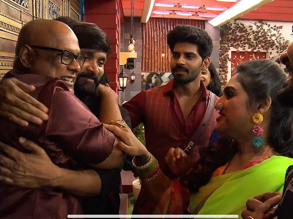 BB Ultimate - 8: வெளியேறிய சுரேஷ்; காபி விவகாரத்தில் சாட்டை சுழற்றிய கமல்!