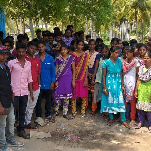 கல்லூரி மாணவர்கள்