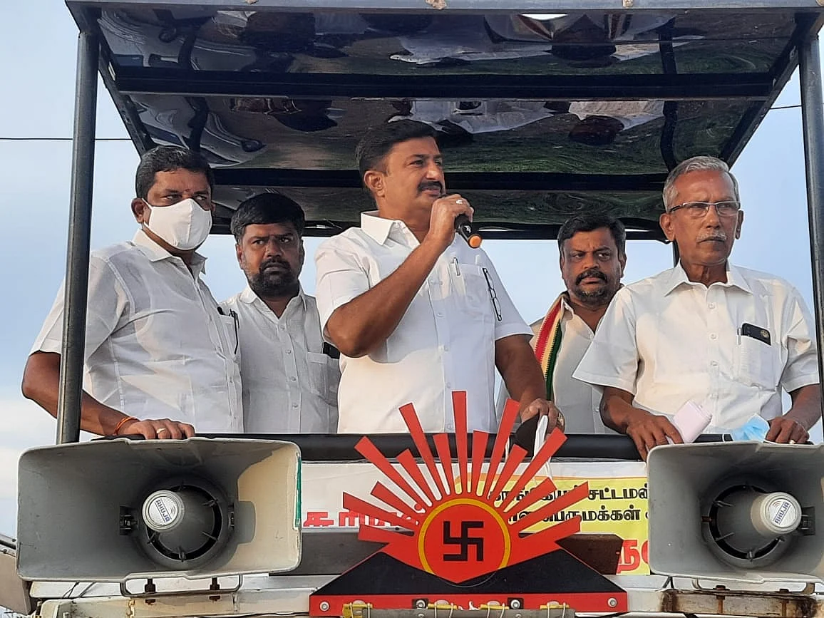 அமைச்சர் சாமிநாதன்